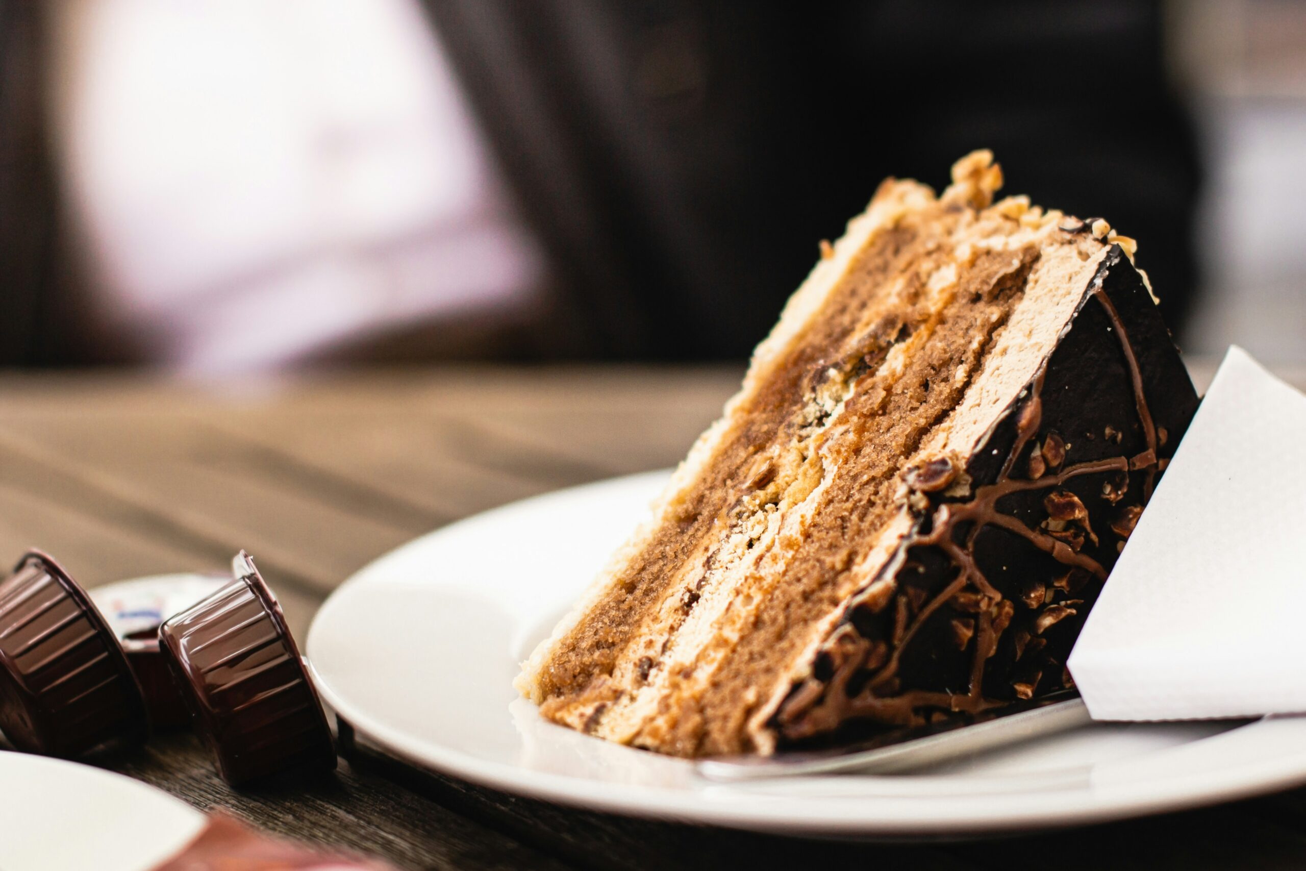 crazy-cake-5-vwhoWr2vk-unsplash
